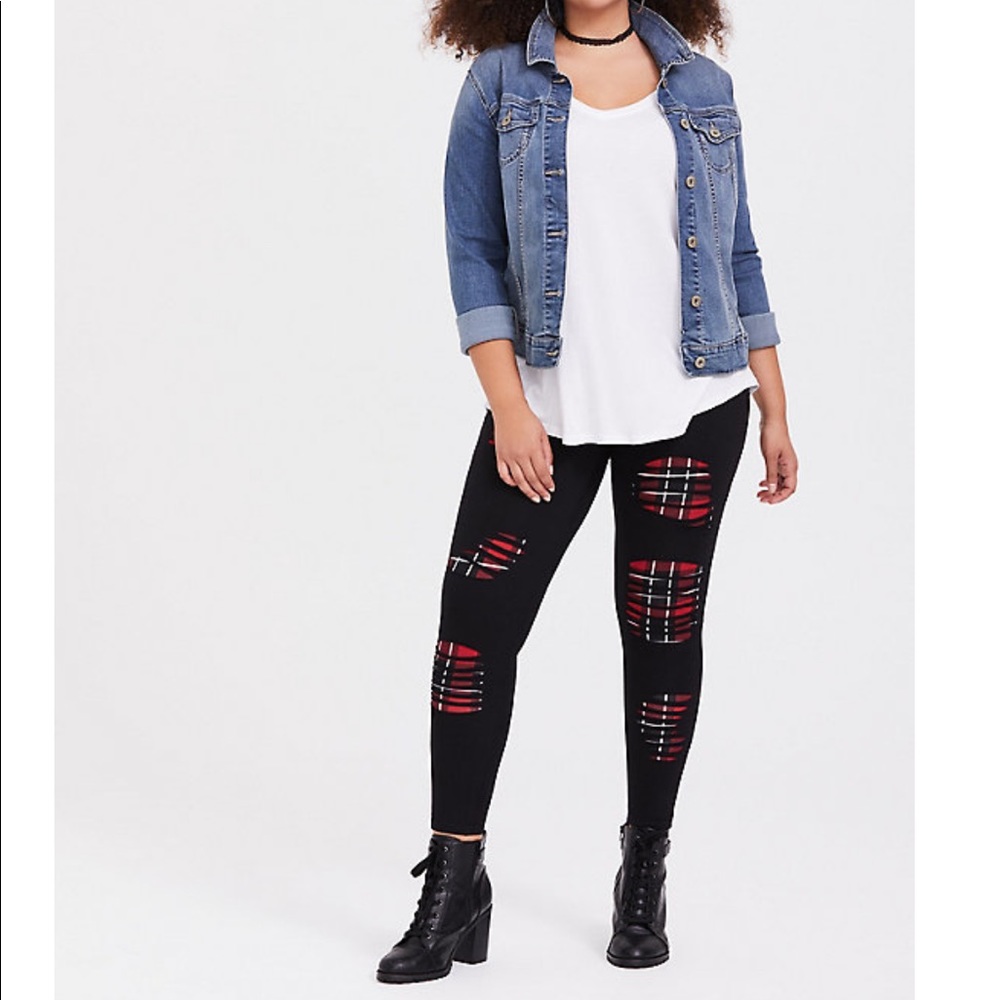 Torrid premium leggings slashed w/ plaid underlay